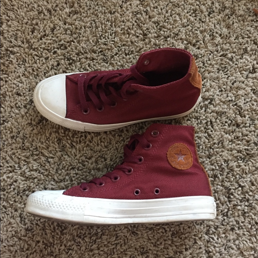 Converse High Tops Maroon & Brown suede
